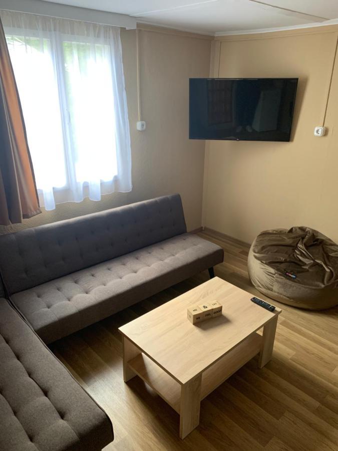 Fenyves Family Rooms And Bungalows Hajduszoboszlo Ngoại thất bức ảnh