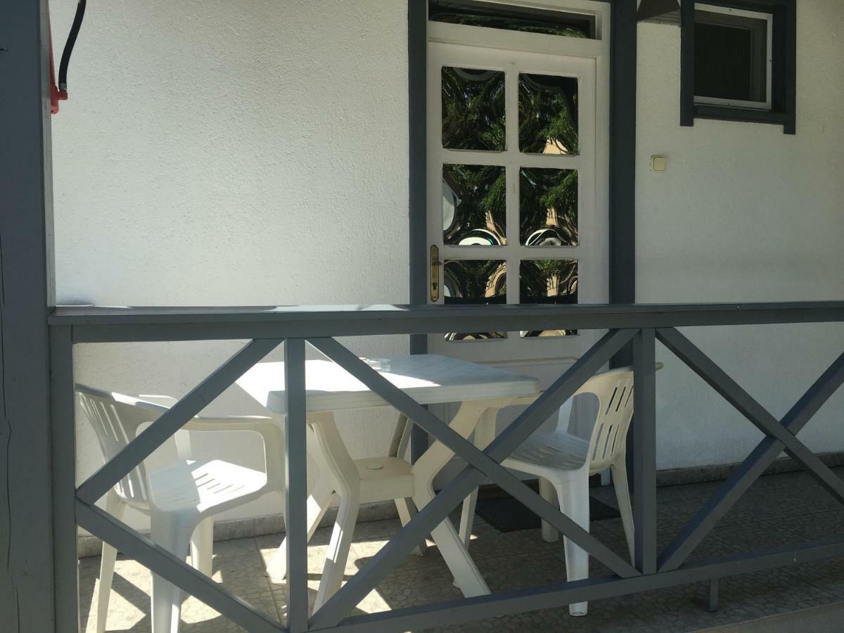 Fenyves Family Rooms And Bungalows Hajduszoboszlo Ngoại thất bức ảnh